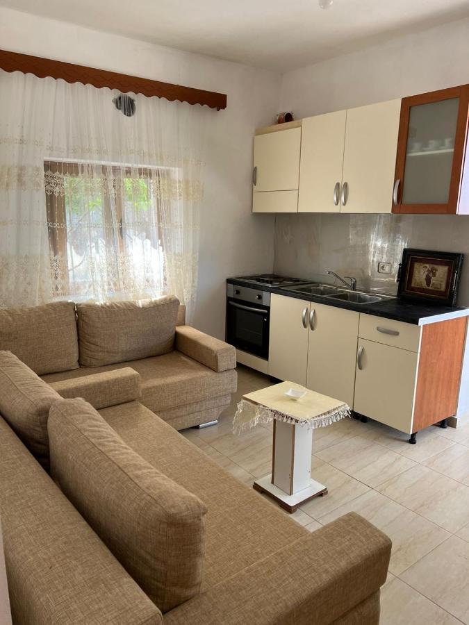 Amar Villa Sarandë Esterno foto