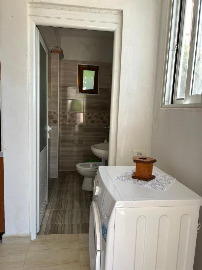 Amar Villa Sarandë Esterno foto